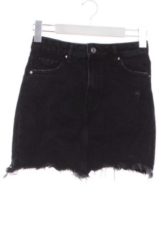 Sukňa Bershka, Veľkosť XS, Farba Čierna, Cena  5,95 €