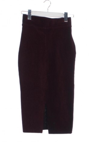 Sukňa Bershka, Veľkosť XS, Farba Červená, Cena  4,95 €