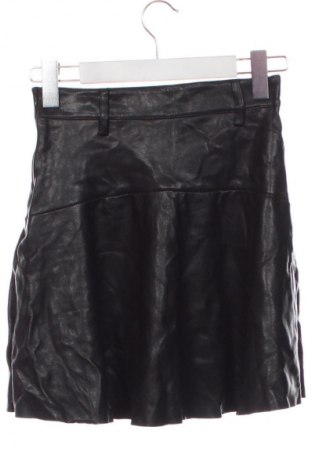 Sukně Bershka, Velikost XS, Barva Černá, Cena  99,00 Kč