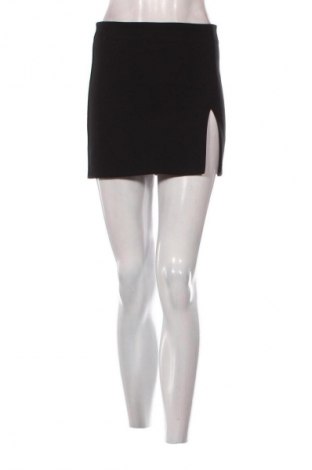 Пола Bershka, Размер S, Цвят Черен, Цена 6,98 €