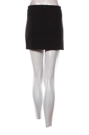 Пола Bershka, Размер S, Цвят Черен, Цена 6,98 €