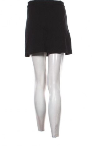 Пола Bershka, Размер L, Цвят Черен, Цена 2,04 €