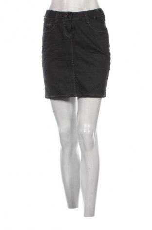 Пола Camaieu, Размер S, Цвят Черен, Цена 2,04 €