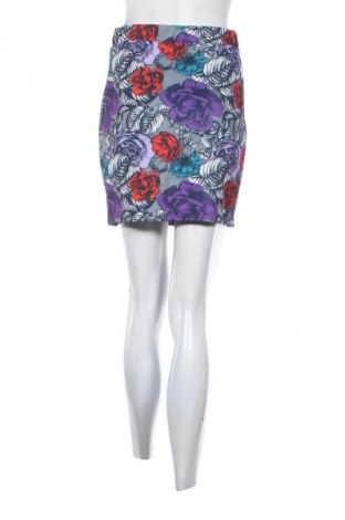 Spódnica Casual Clothing, Rozmiar S, Kolor Kolorowy, Cena 6,99 zł