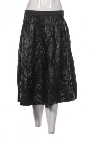 Пола Clockhouse, Размер S, Цвят Черен, Цена 2,04 €