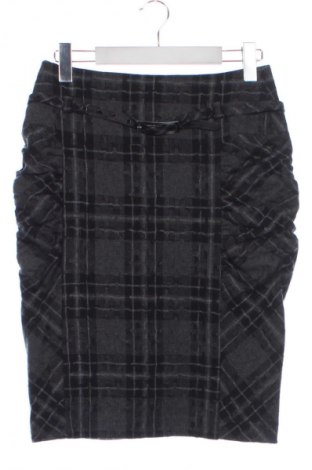 Fustă Dika, Mărime M, Culoare Multicolor, Preț 42,99 Lei