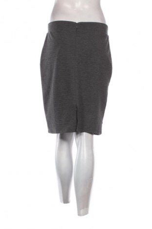 Пола Esmara, Размер M, Цвят Сив, Цена 2,04 €