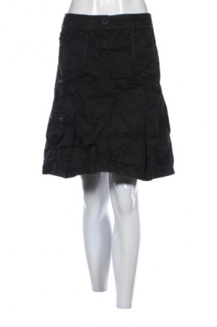 Пола Esprit, Размер XL, Цвят Черен, Цена 7,15 €