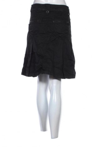 Пола Esprit, Размер XL, Цвят Черен, Цена 7,15 €