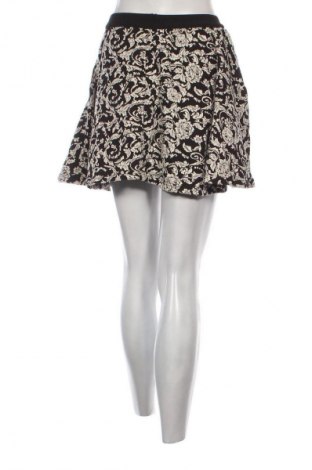 Пола Fb Sister, Размер S, Цвят Многоцветен, Цена 2,04 €