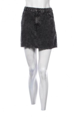 Пола Forever 21, Размер M, Цвят Многоцветен, Цена 2,55 €