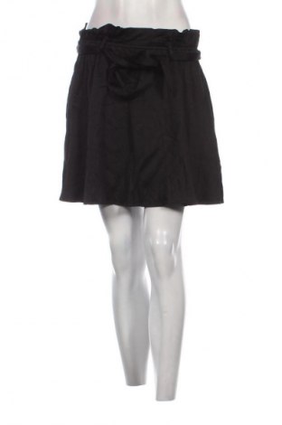 Sukně H&M, Velikost M, Barva Černá, Cena  159,00 Kč