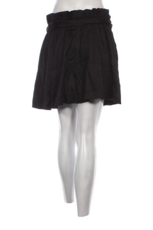 Sukně H&M, Velikost M, Barva Černá, Cena  159,00 Kč