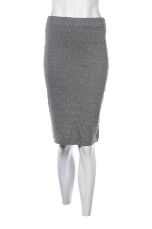 Пола H&M Divided, Размер M, Цвят Сив, Цена 3,57 €