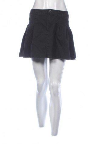 Пола H&M Divided, Размер M, Цвят Сив, Цена 3,57 €