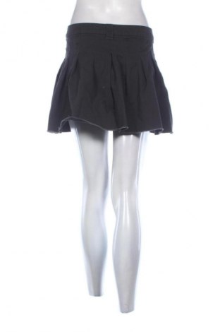 Пола H&M Divided, Размер M, Цвят Сив, Цена 3,57 €