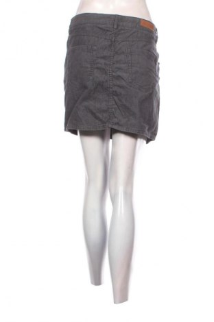 Пола H&M L.O.G.G., Размер XL, Цвят Сив, Цена 2,04 €