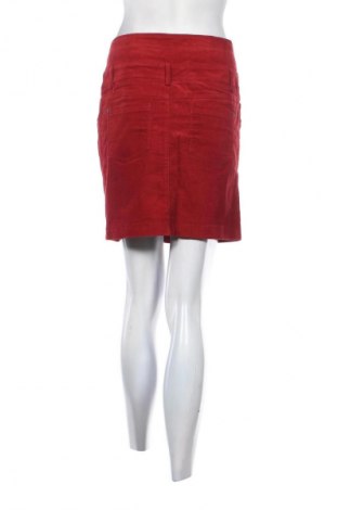 Пола Janina, Размер M, Цвят Червен, Цена 2,04 €