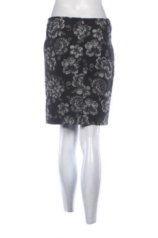 Пола Madeleine, Размер M, Цвят Многоцветен, Цена 10,73 €