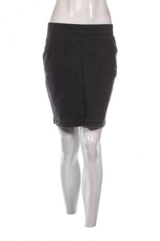 Spódnica Marks & Spencer, Rozmiar L, Kolor Czarny, Cena 24,30 zł