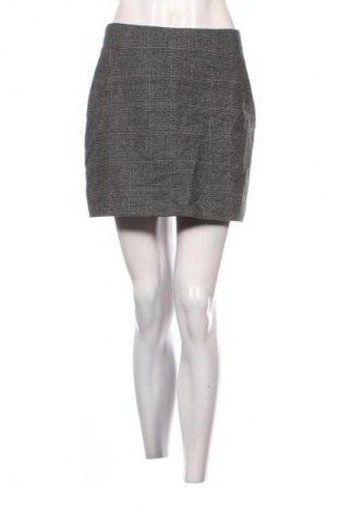 Пола Monki, Размер M, Цвят Сив, Цена 2,04 €