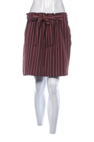 Пола New Look, Размер M, Цвят Многоцветен, Цена 3,06 €