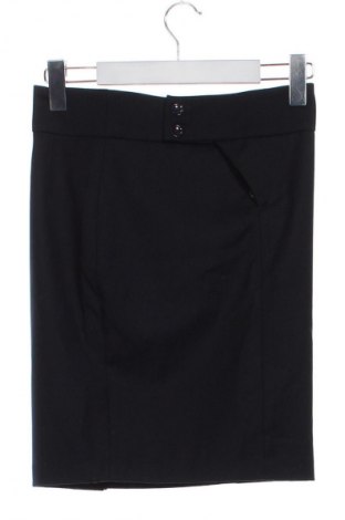 Пола Noe, Размер S, Цвят Черен, Цена 2,55 €