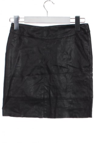 Пола ONLY, Размер XS, Цвят Черен, Цена 2,55 €