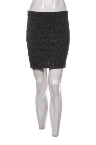 Spódnica ONLY, Rozmiar S, Kolor Czarny, Cena 7,99 zł