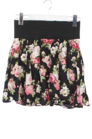 Пола ONLY, Размер XS, Цвят Многоцветен, Цена 6,64 €