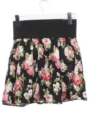 Пола ONLY, Размер XS, Цвят Многоцветен, Цена 6,64 €