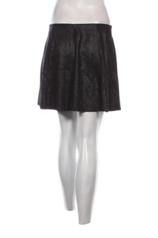 Пола ONLY, Размер M, Цвят Черен, Цена 2,04 €