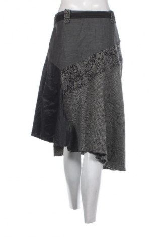 Пола Oltre, Размер XL, Цвят Многоцветен, Цена 6,64 €