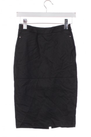 Пола Orsay, Размер XS, Цвят Черен, Цена 2,04 €