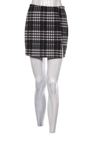 Пола SHEIN, Размер M, Цвят Многоцветен, Цена 3,57 €