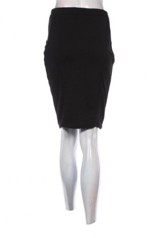 Пола Tom Tailor, Размер M, Цвят Черен, Цена 8,08 €