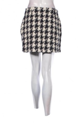 Пола Tommy Hilfiger, Размер M, Цвят Многоцветен, Цена 30,85 €