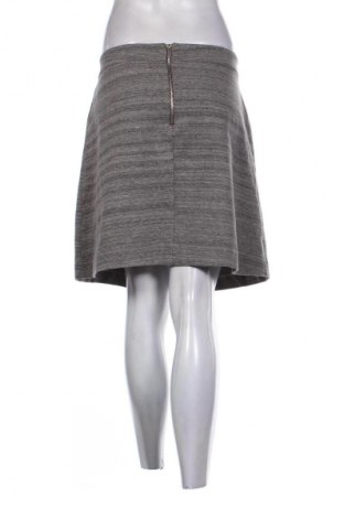 Пола Tu, Размер L, Цвят Многоцветен, Цена 2,04 €