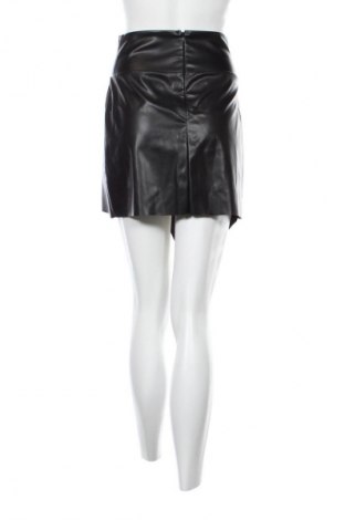 Пола Unbranded, Размер S, Цвят Черен, Цена 2,04 €