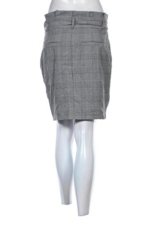 Пола Vero Moda, Размер S, Цвят Многоцветен, Цена 2,04 €