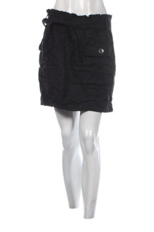 Sukně Yessica, Velikost M, Barva Černá, Cena  49,00 Kč