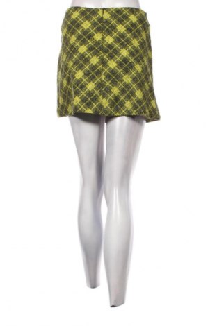 Пола Zara, Размер S, Цвят Многоцветен, Цена 3,06 €