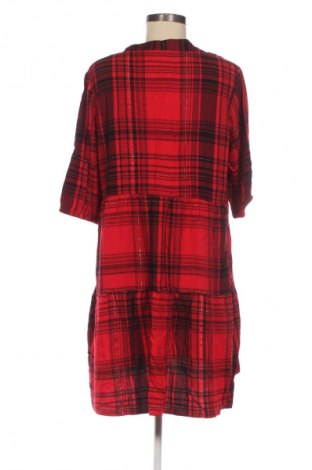 Рокля Beloved, Размер M, Цвят Многоцветен, Цена 4,60 €