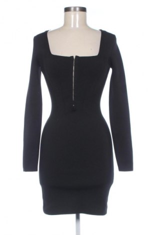 Рокля Bershka, Размер M, Цвят Черен, Цена 14,94 €