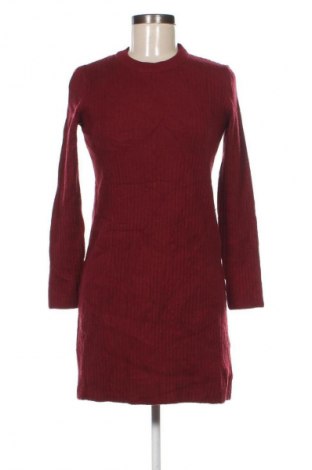 Šaty  Bershka, Velikost S, Barva Červená, Cena  49,00 Kč