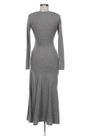 Рокля Bershka, Размер S, Цвят Сив, Цена 9,20 €
