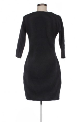 Рокля Bien Bleu, Размер L, Цвят Многоцветен, Цена 2,04 €