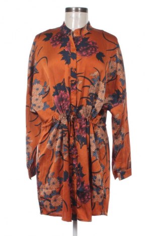 Šaty  Boohoo, Velikost M, Barva Vícebarevné, Cena  309,00 Kč