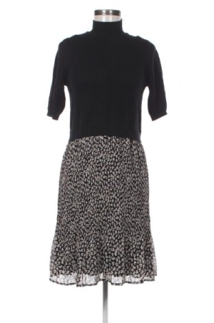 Šaty  C&A, Velikost S, Barva Vícebarevné, Cena  159,00 Kč