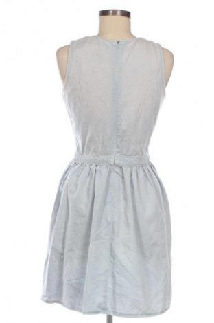 Рокля Cropp, Размер M, Цвят Син, Цена 14,31 €